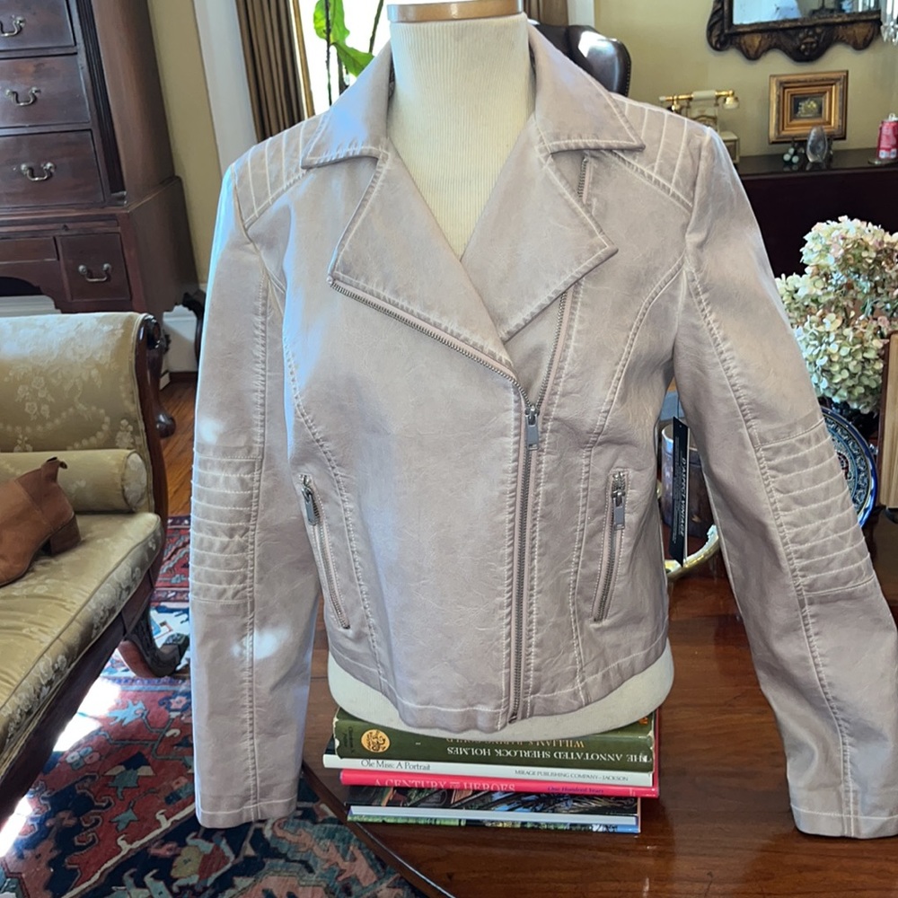 Tribal Jeans Blush Vegan Leather Moto Jacket - Picture 3 of 16